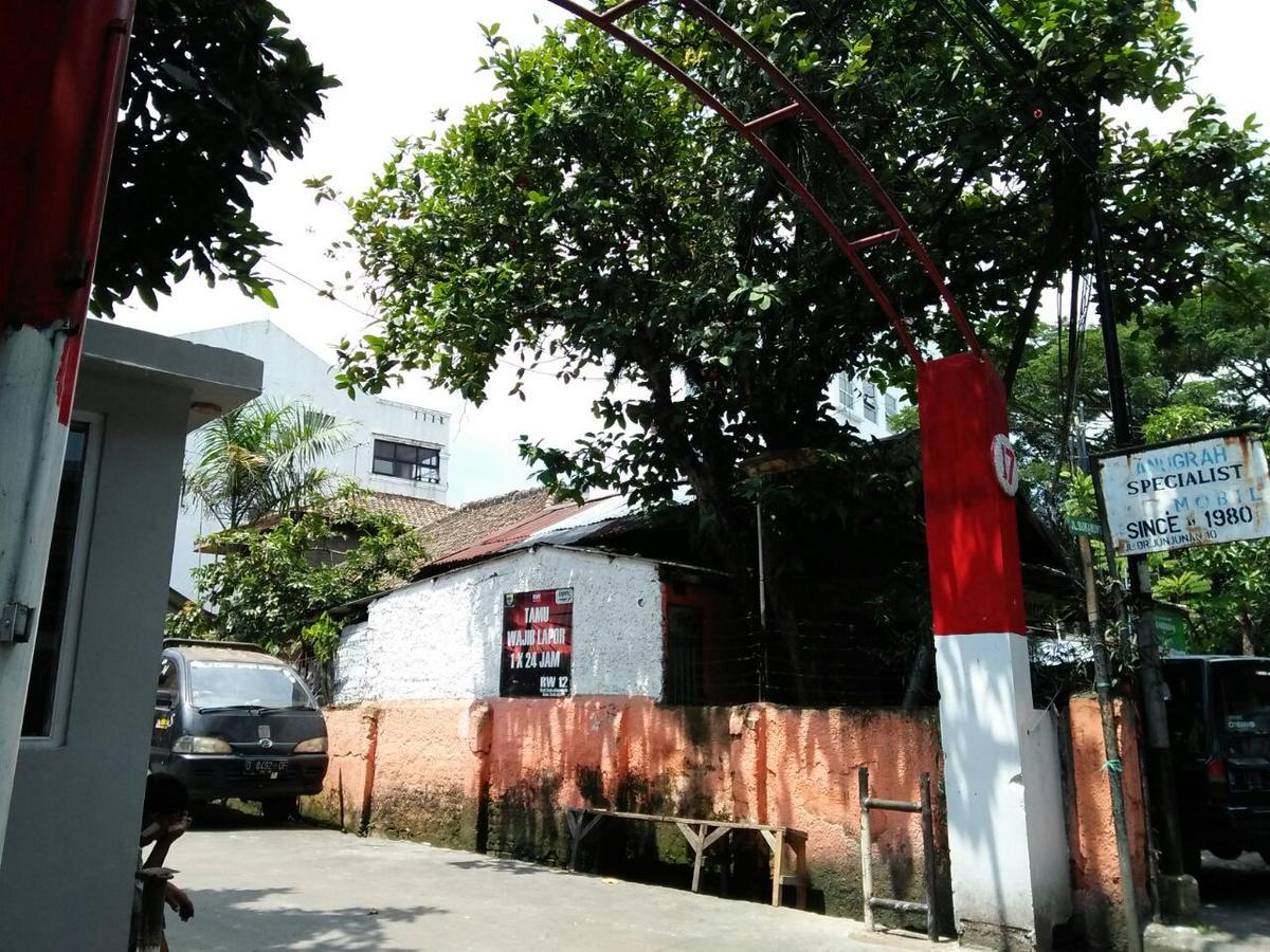 Zenrra House Hotel Bandung Eksteriør billede