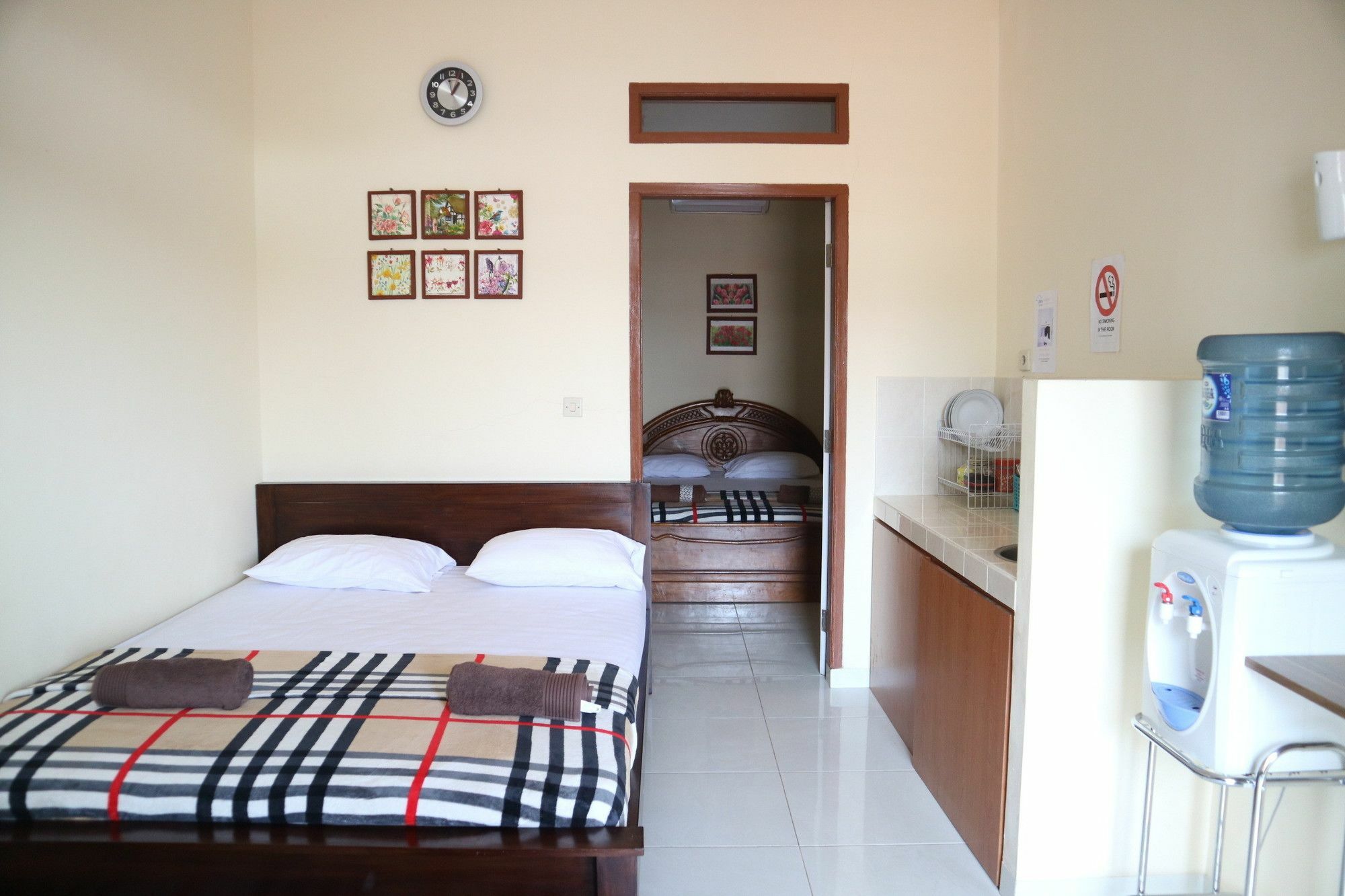 Zenrra House Hotel Bandung Eksteriør billede